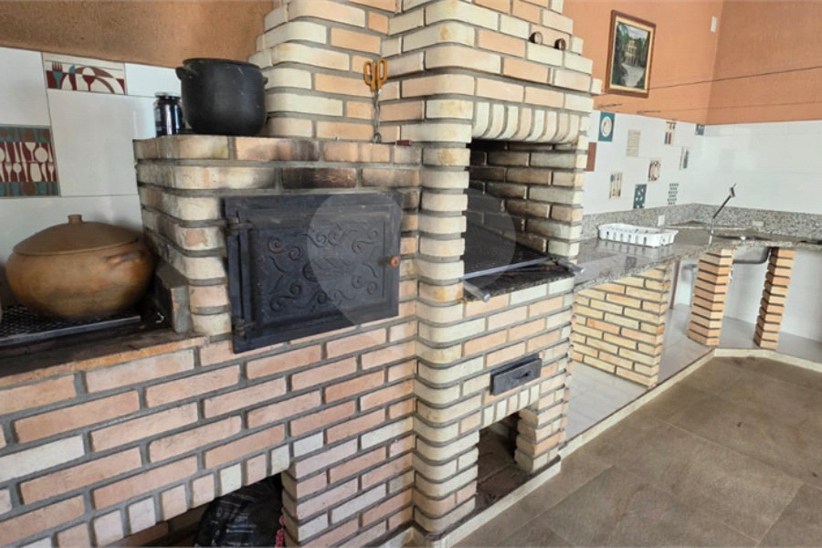Casa Térrea à venda ou para alugar com 8 quartos, sendo 4 suítes, em Vila Pereira Barreto, São Paulo, SP