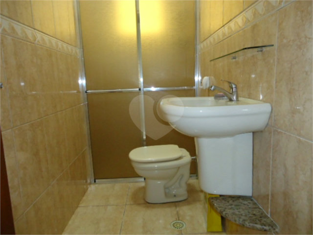 Sobrado à venda com 3 quartos em Jardim Peri, São Paulo, SP