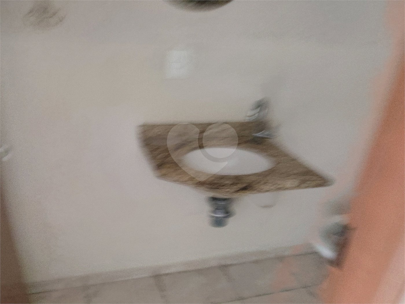 Sobrado para alugar com 3 quartos, sendo 1 suíte, em Jardim Valença, Indaiatuba, SP
