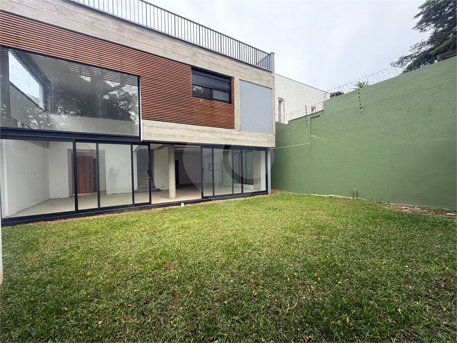 Casa à venda com 4 suítes no condomínio Rg 898 - Villa Boa Vista, São Paulo - SP