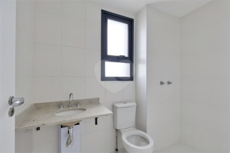 Apartamento à venda com 2 suítes em Santo Amaro, São Paulo, SP