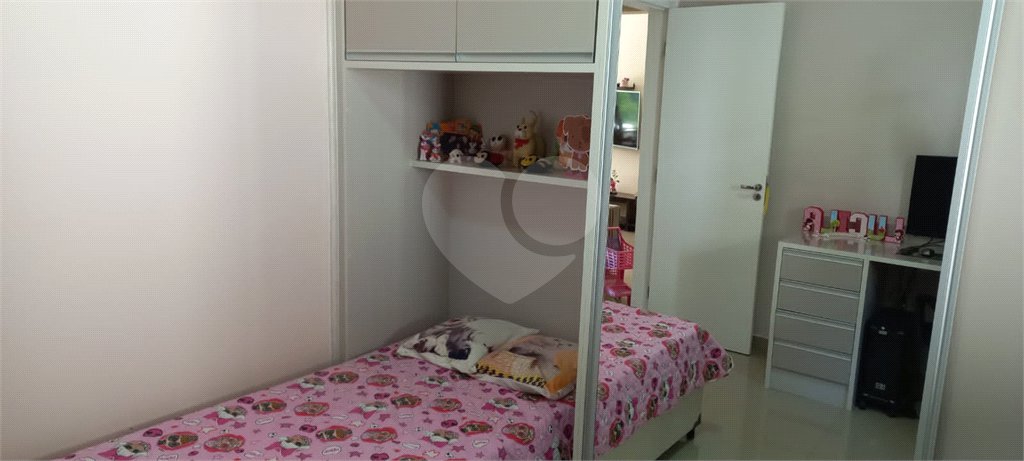 Casa à venda com 3 quartos, sendo 1 suíte, no condomínio Sausalito, Mairiporã - SP