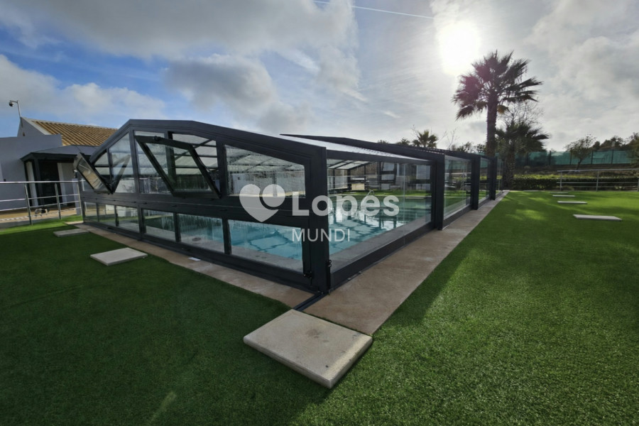 Casa com 3 quartos à venda no Algarve, Portugal – Piscina e terreno de 12.000 m²