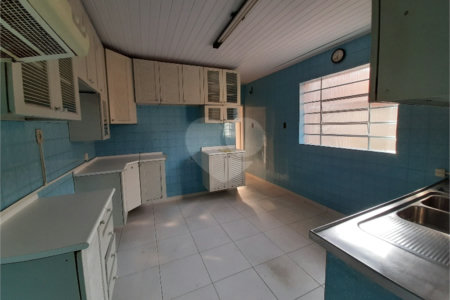Sobrado à venda com 3 quartos em Água Fria, São Paulo, SP