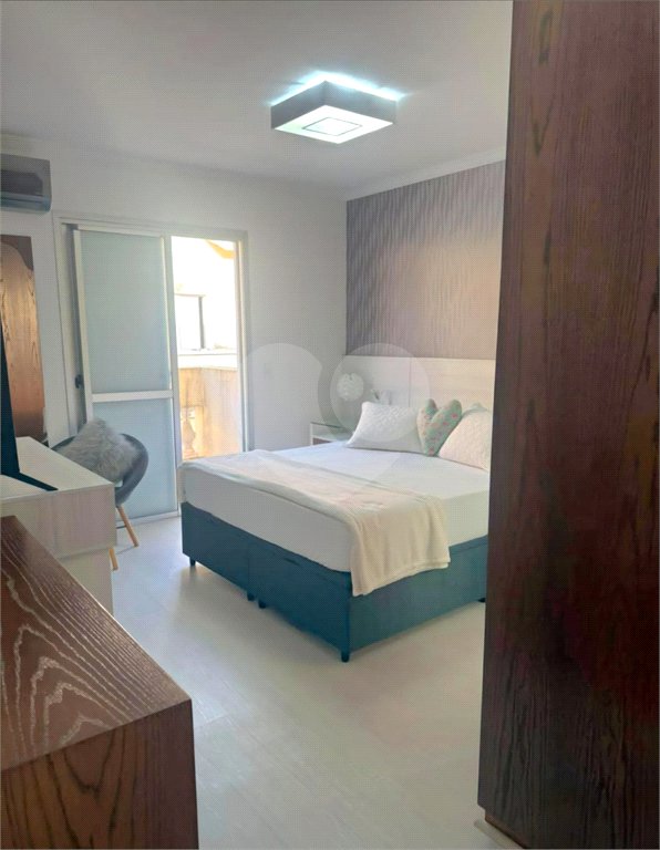 Casa à venda com 3 quartos, sendo 1 suíte, no condomínio Villas de São Francisco, São Paulo - SP