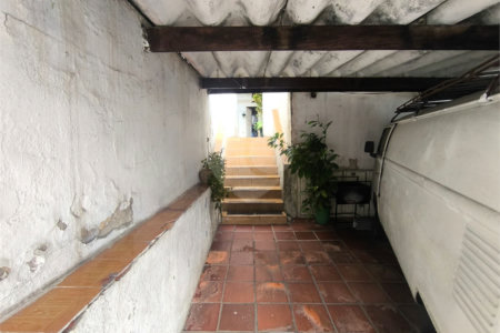 Casa à venda ou para alugar com 5 quartos, sendo 1 suíte,  em Parque Independência, São Paulo, SP