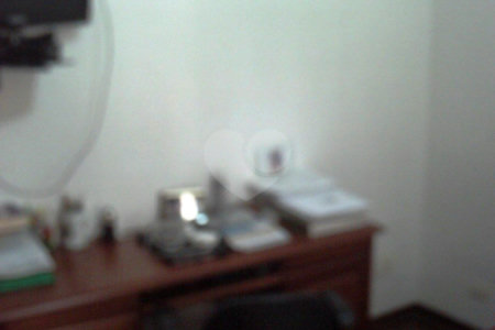 Casa à venda com 4 quartos, sendo 2 suítes, em Jardim Pinheiros, São Paulo, SP