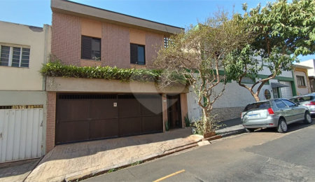 Casa à venda com 3 quartos, sendo 1 suíte,  em Cidade Alta, Piracicaba, SP