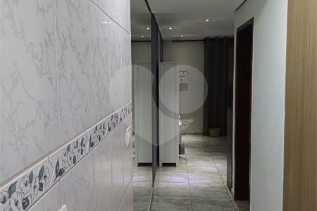 Sobrado à venda com 3 quartos em Calmon Viana, Poá, SP