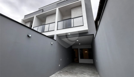 Sobrado à venda com 3 suítes em Vila Guilherme, São Paulo, SP