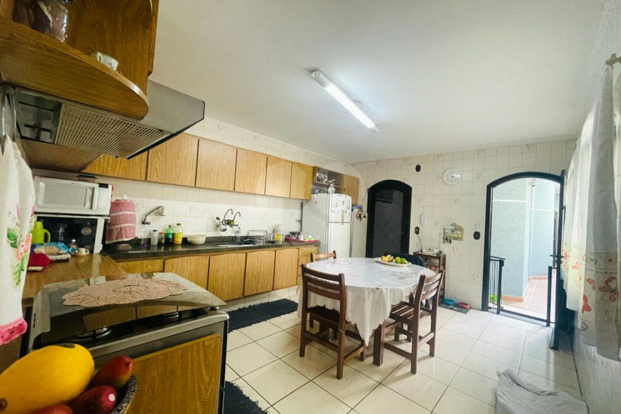 Casa à venda com 4 quartos, sendo 2 suítes, em Vila Maria, São Paulo, SP