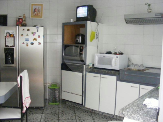 Sobrado à venda ou para alugar com 4 quartos, sendo 3 suítes,  em Jardim Franca, São Paulo, SP