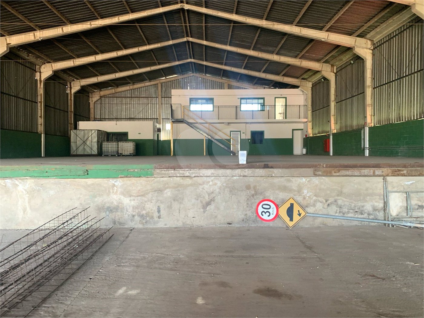 Barracão para alugar em Irmãos Chiquetto, Louveira, SP