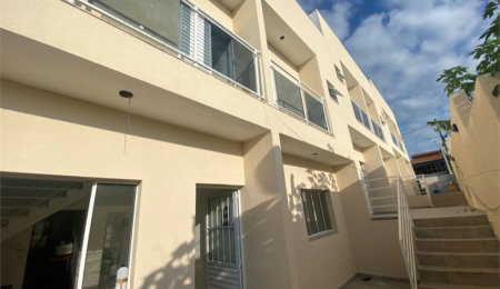 Casa para alugar com 2 suítes no condomínio Residencial Vila Amélia, Poá - SP