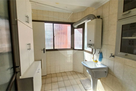 Apartamento à venda com 3 quartos, sendo 1 suíte,  em Vila Indiana, São Paulo, SP