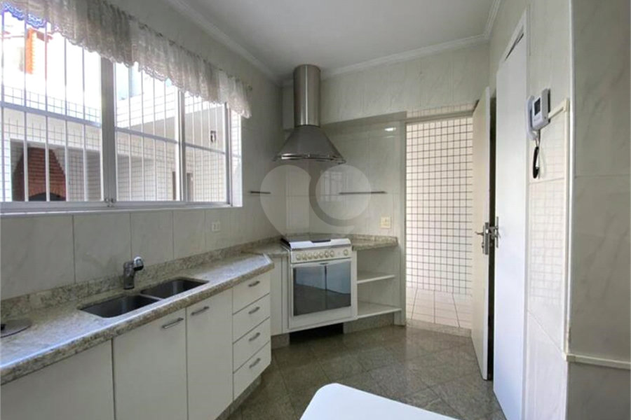 Casa Térrea à venda com 4 quartos, sendo 2 suítes, em Jardim Floresta, São Paulo, SP