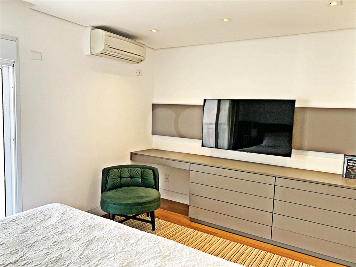Apartamento à venda com 4 suítes em Santana, São Paulo, SP