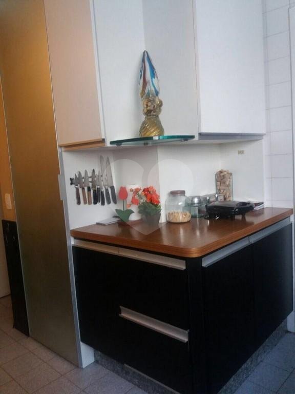 Apartamento à venda com 3 quartos, sendo 1 suíte,  em Vila Morumbi, São Paulo, SP