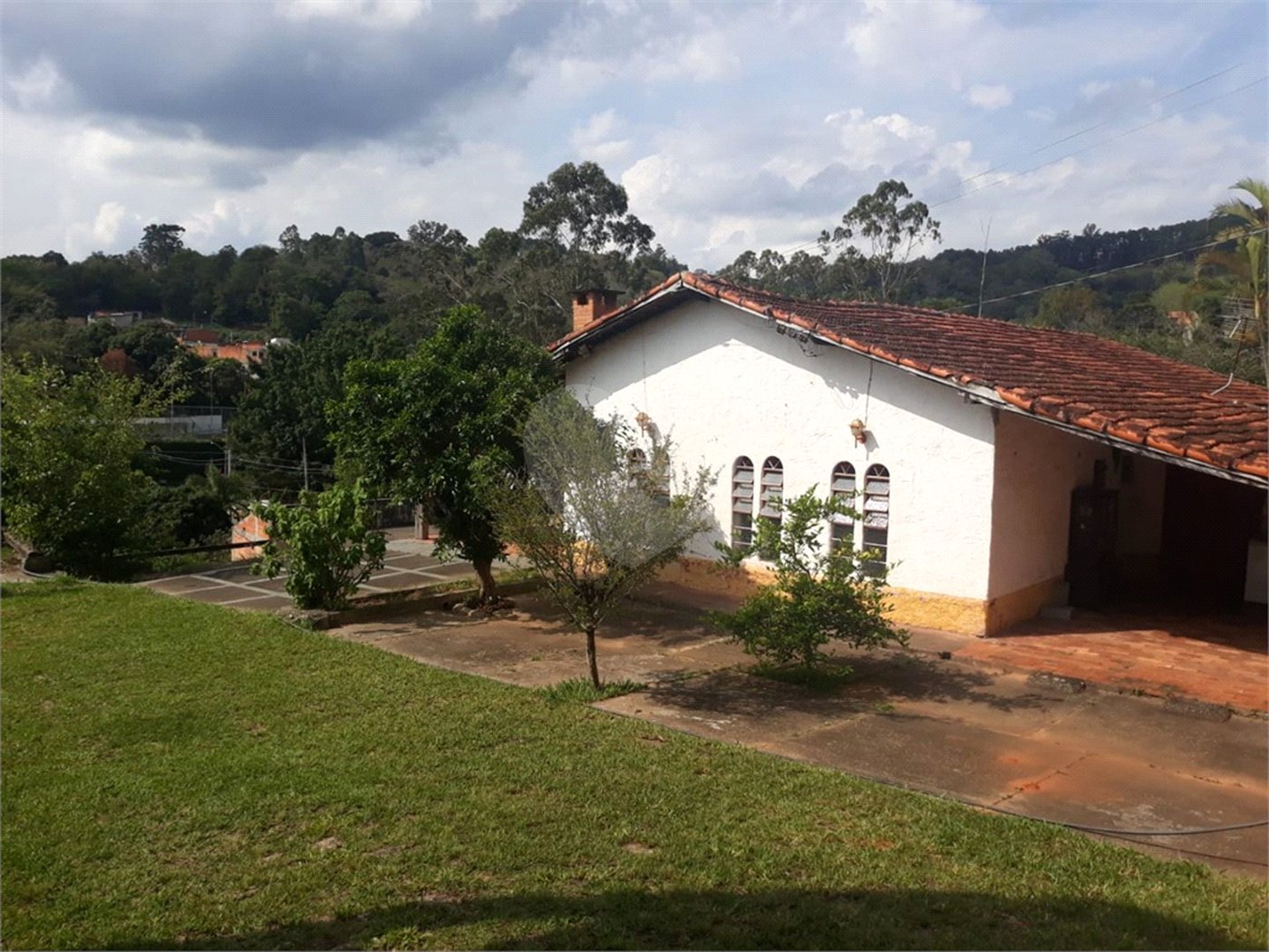 Chácara à venda com 4 quartos em Vila Santa Rita, São Roque, SP