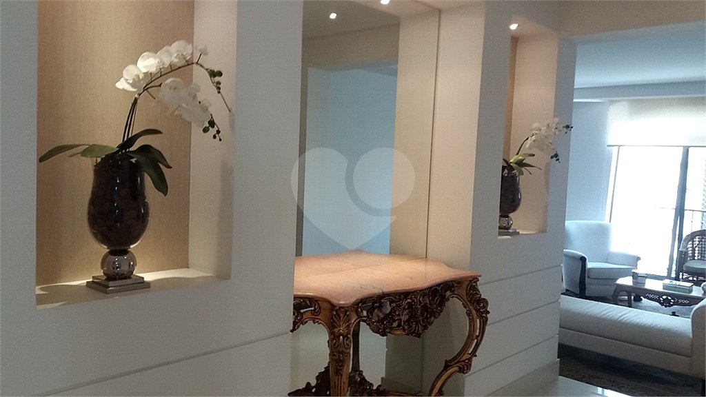 Apartamento à venda com 3 suítes em Santana, São Paulo, SP