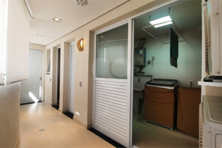 Apartamento à venda com 3 suítes em Jardim Marajoara, São Paulo, SP
