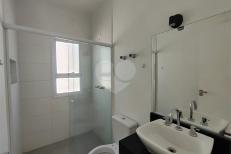 Casa de Vila à venda com 3 quartos, sendo 1 suíte, em Loteamento Jardim Morumbi, Atibaia, SP