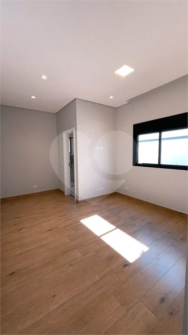 Casa Térrea à venda com 3 quartos, sendo 1 suíte, em Jardim do Lago, Atibaia, SP