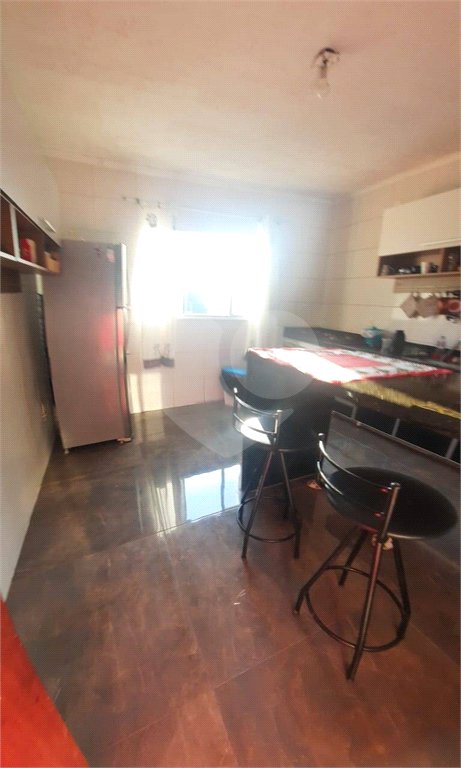 Sobrado à venda com 2 quartos, sendo 1 suíte, em Residencial Rancho Grande, Itaquaquecetuba, SP