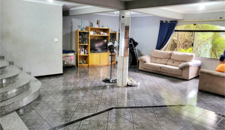 Casa à venda com 4 quartos, sendo 2 suítes,  em Vila Maria, São Paulo, SP