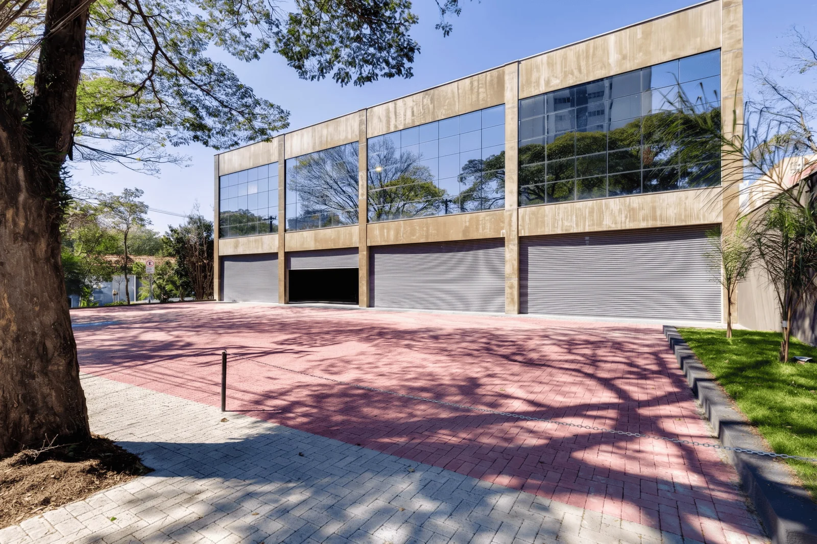 Prédio à venda ou para alugar no Alto da Boa Vista, São Paulo, SP