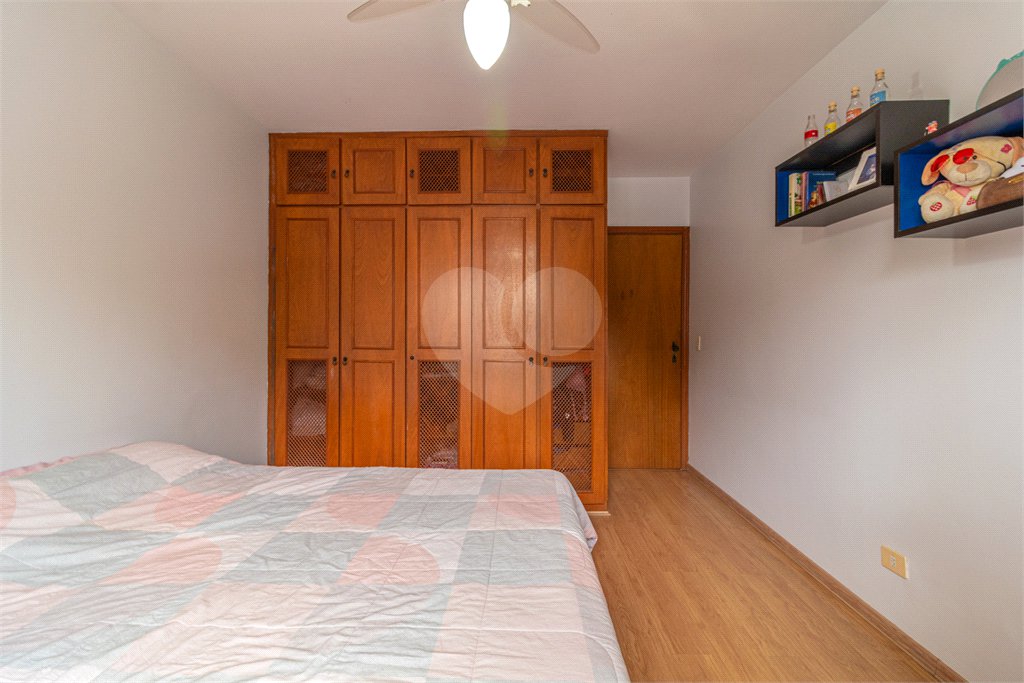 Sobrado à venda com 3 quartos, sendo 1 suíte,  em Vila Mascote, São Paulo, SP