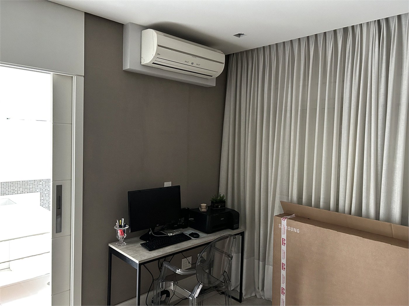 Apartamento à venda ou para alugar com 2 suítes em Água Branca, São Paulo, SP