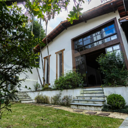 Casa Térrea à venda com 3 quartos, sendo 2 suítes, em Jardim Marajoara, São Paulo, SP