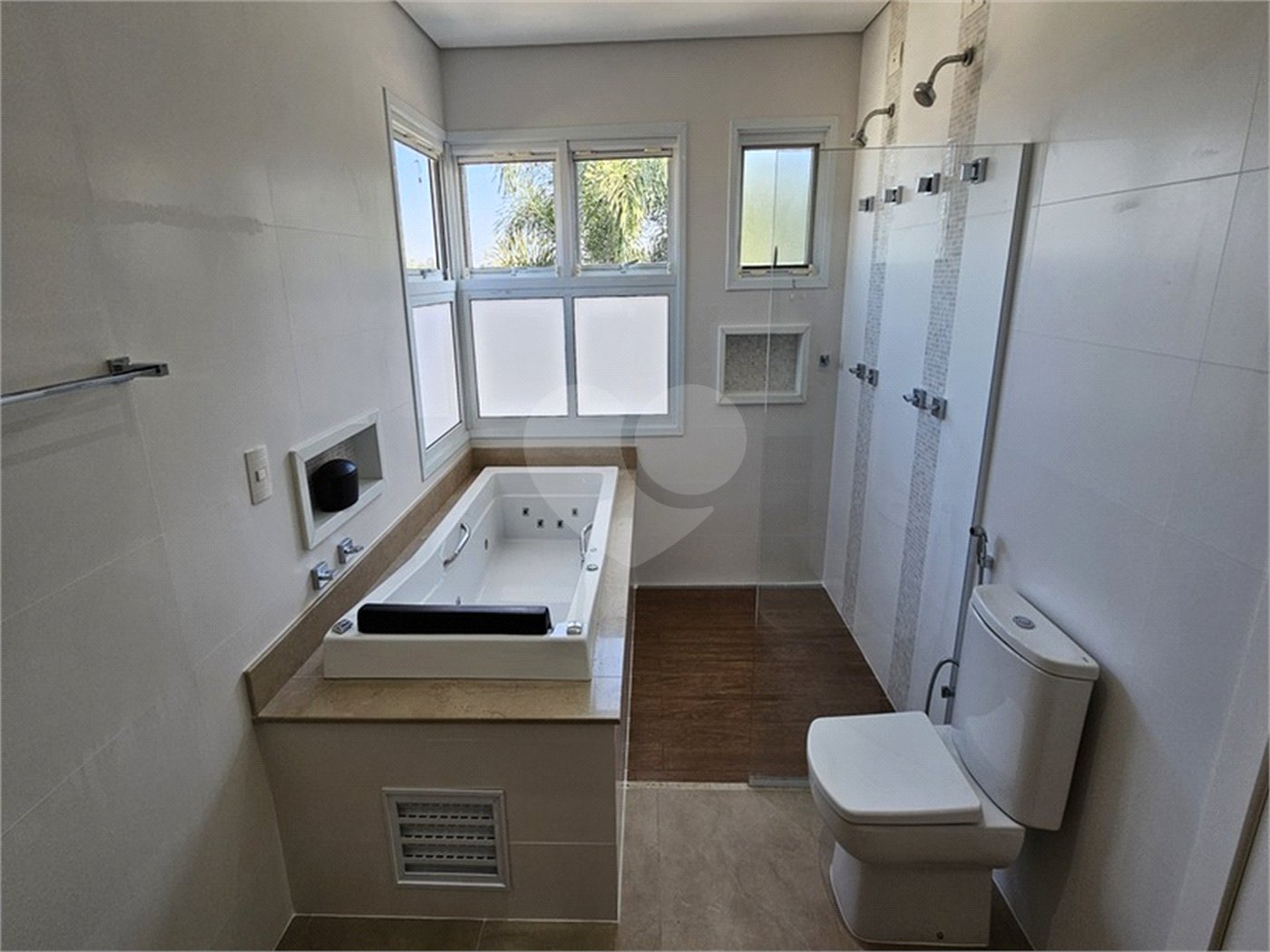 Casa à venda com 5 suítes no condomínio Jardim Vila Paradiso, Indaiatuba - SP