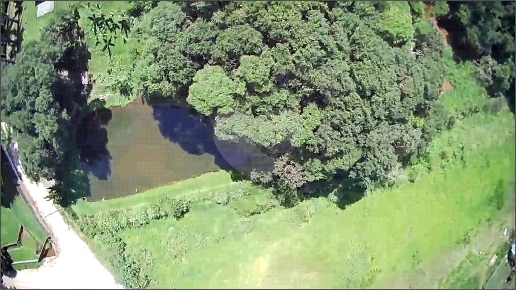 Sítio à venda com 7 quartos, sendo 5 suítes, em Jardim Vinhas do Sol (mailasqui), São Roque, SP
