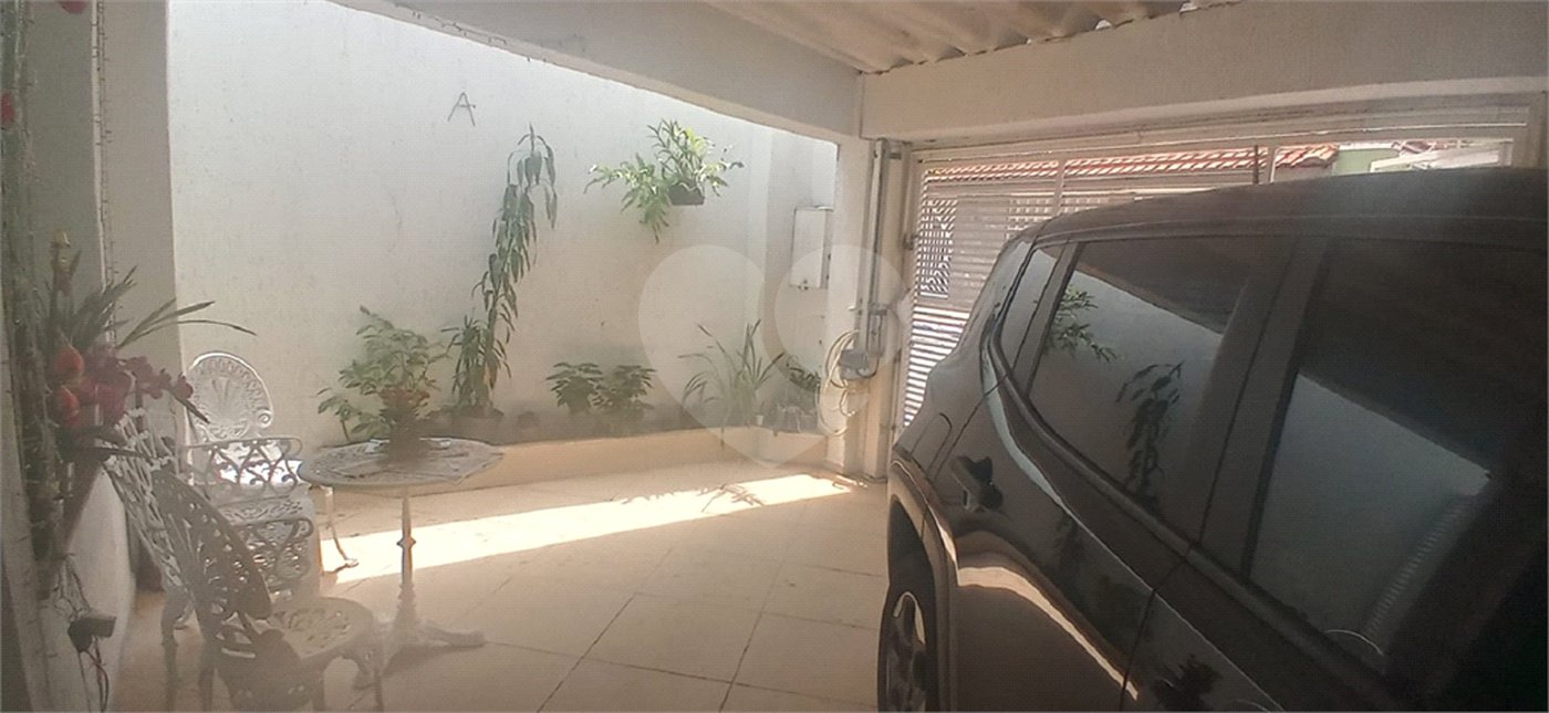 Casa Térrea à venda com 3 quartos, sendo 1 suíte, em Santana, São Paulo, SP