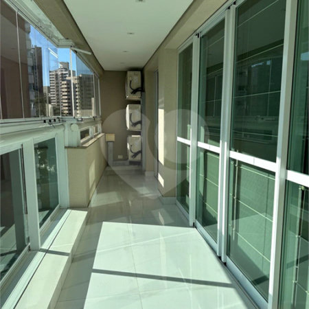 Apartamento à venda com 3 suítes em Vila Suzana, São Paulo, SP