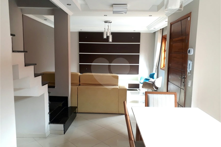 Sobrado à venda com 3 quartos, sendo 2 suítes,  em Santana, São Paulo, SP