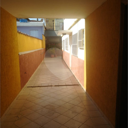 Casa à venda com 4 quartos, sendo 1 suíte,  em Vila Gustavo, São Paulo, SP