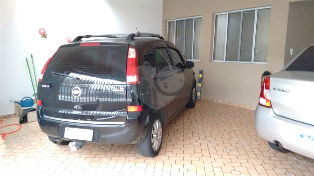 Casa à venda com 3 quartos, sendo 1 suíte,  em Mogi Moderno, Mogi das Cruzes, SP