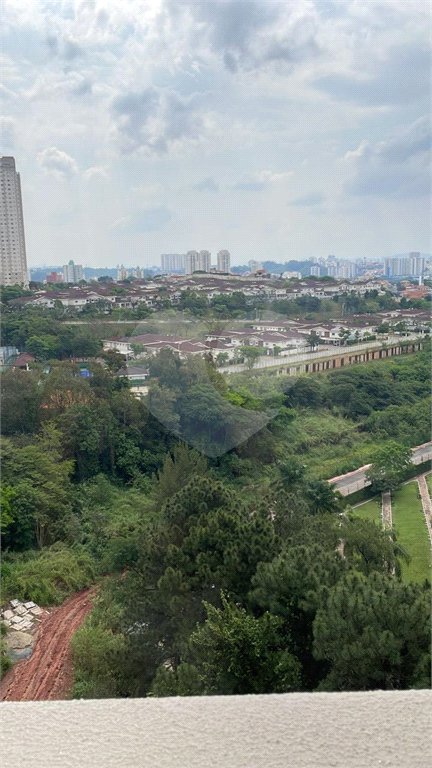 Apartamento à venda com 3 quartos, sendo 1 suíte,  em Vila Suzana, São Paulo, SP