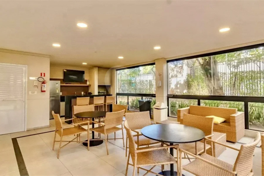 Apartamento com 2 quartos, 1 suíte, varanda gourmet, churrasqueira, lazer completo.