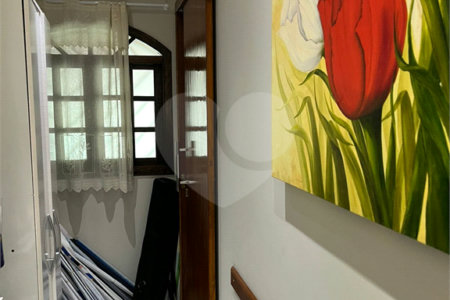 Sobrado à venda com 3 quartos, sendo 1 suíte, em Jardim Fernandes, São Paulo, SP