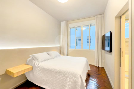 Apartamento à venda com 4 quartos, sendo 1 suíte,  em Copacabana, Rio de Janeiro, RJ