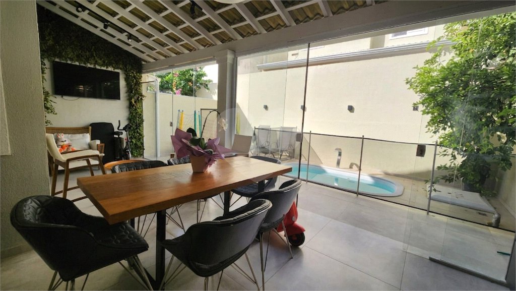 Casa à venda com 3 quartos, sendo 1 suíte,  no condomínio Villa Campolim, Sorocaba - SP