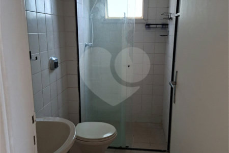 Apartamento à venda com 2 quartos em Parque Maria Domitila, São Paulo, SP