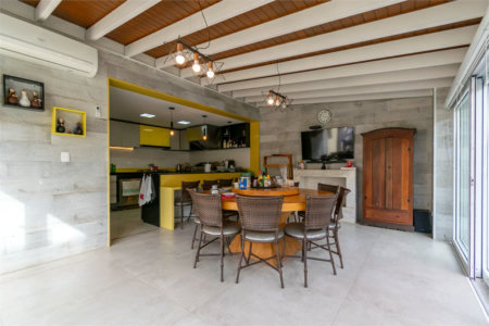 Casa à venda com 3 quartos, sendo 1 suíte,  em Vila Cordeiro, São Paulo, SP