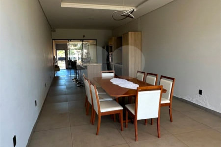 Casa à venda com 4 quartos, sendo 2 suítes, em Residencial Ponta Porã II, Ponta Porã, MS
