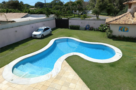 Casa à venda com 4 quartos, sendo 3 suítes,  em Geribá, Armação dos Búzios, RJ