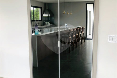 Casa à venda com 3 suítes no condomínio Residencial Fazenda Altaq Vista, Salto de Pirapora - SP